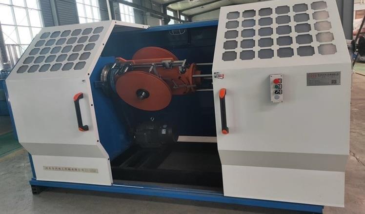 steel taping armouring machine