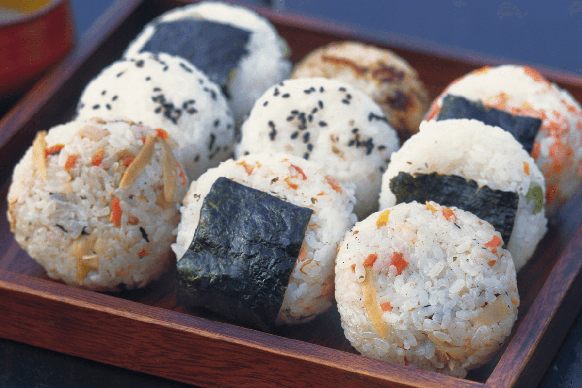 Shojin ryori buddhist vegan cuisine, as beautiful as it is delicious. No dashi. 