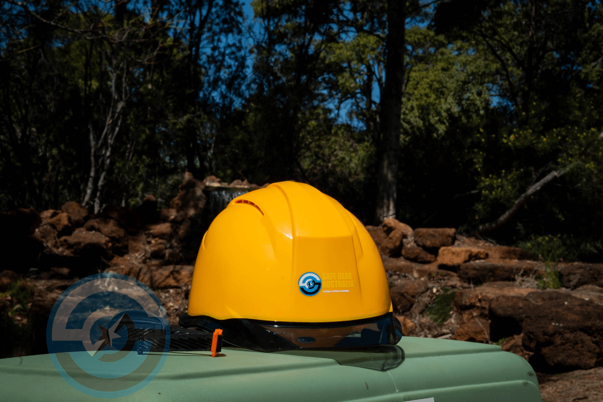 HARD HAT DELUXE