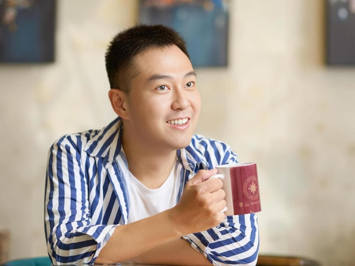 致力的溫暖公共關係學