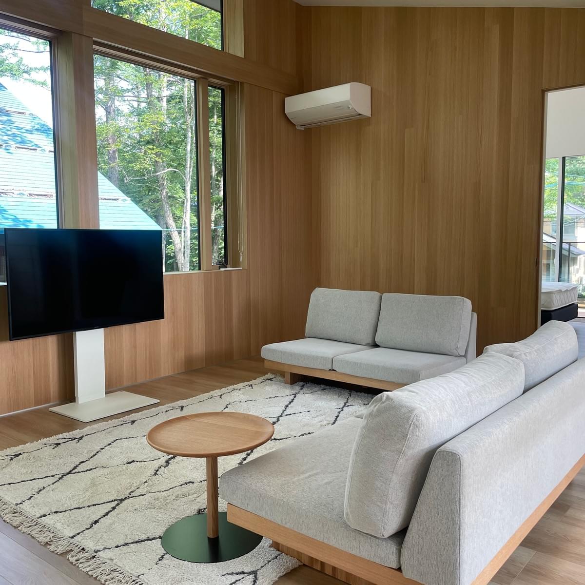 Unwind after a day on the slopes with our rejuvenating spa treatments tailored to your needs. Exclusive Spa Services Our Amenities modern chalet in japan ski resort