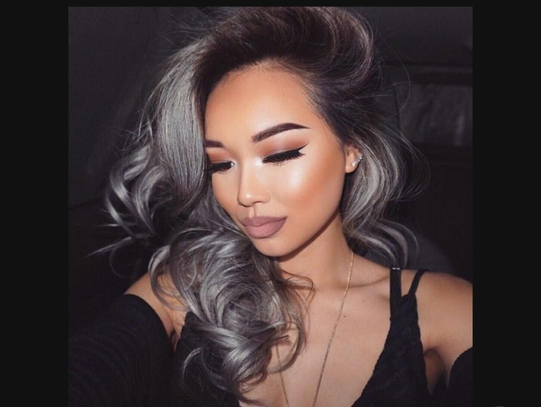 1B Grey – 20” Straight Clip-In Hair Extensions (8 Pieces)