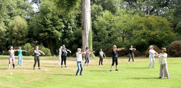 Qigong Classes with Hellen Kang Griffith - 3rd generation acupuncturist, Qigong Teacher, Reiki and Bio-energy practitioner, and Clinical Hypnotherapist