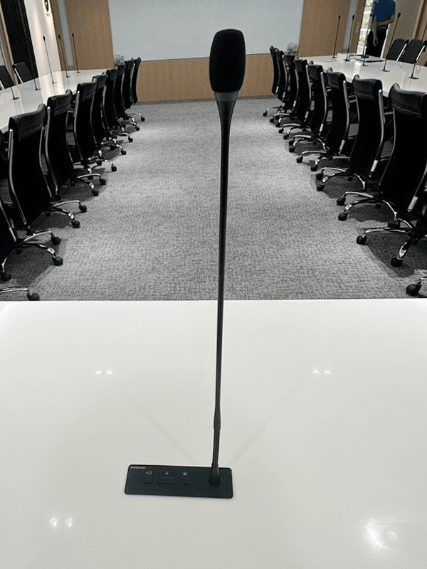 嵌入式麥克風安裝照片