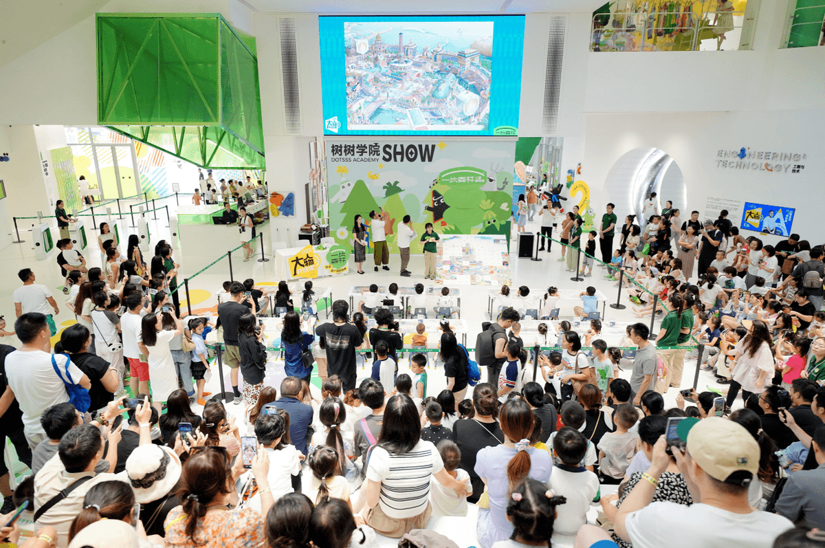 We believe that early learning experiences can shape children's futures and help them develop various skills and interests. Our mission is to inspire children's curiosity and creativity. DOTSSS Children's Museum