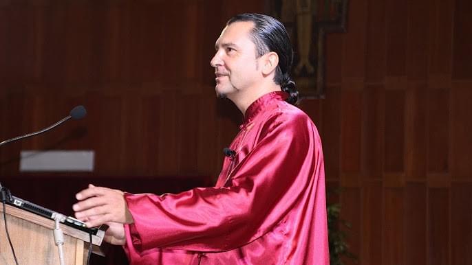 The our sessions of Qigong and practices wise aim to promote the well-being mental and physical. These courses offer tools practical to manage the stress, improve the health and develop a connection deep with oneself. Qigong and Wisdom Practices What do we do School of Taijiquan Chen style, Qigong, Wisdom Practices and Holistic Disciplines. Weekly Courses for Amateurs and Three-Year Training for Aspiring Instructors and Teachers. Technical Direction: Master Giuseppe Delang Paterniti.