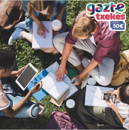 Create meaningful connections with other young people who share your interests and passions. Community and Networking What do we do Hirugazte is the area of young people of Hirukide, aimed at people between 15 and 25 years old. It is your community within Hirukide, a space designed for you to train, share your concerns and experiences with other people in your environment, and participate in solidarity actions.