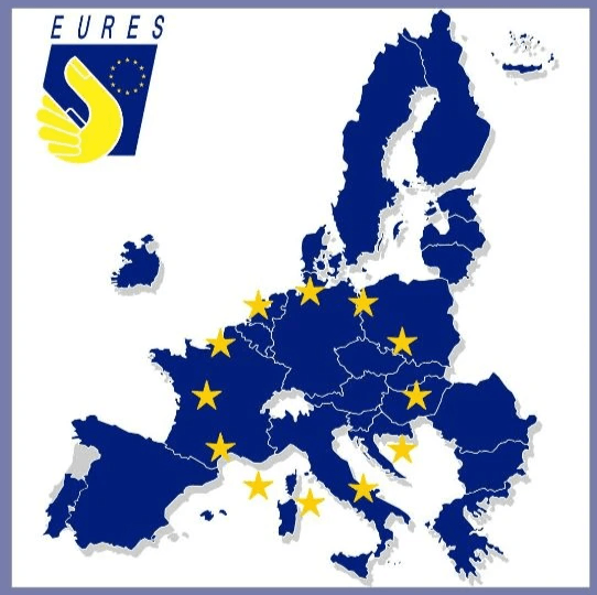 Create meaningful connections with other young people who share your interests and passions. Community and Networking What do we do Hirugazte is the area of young people of Hirukide, aimed at people between 15 and 25 years old. It is your community within Hirukide, a space designed for you to train, share your concerns and experiences with other people in your environment, and participate in solidarity actions.