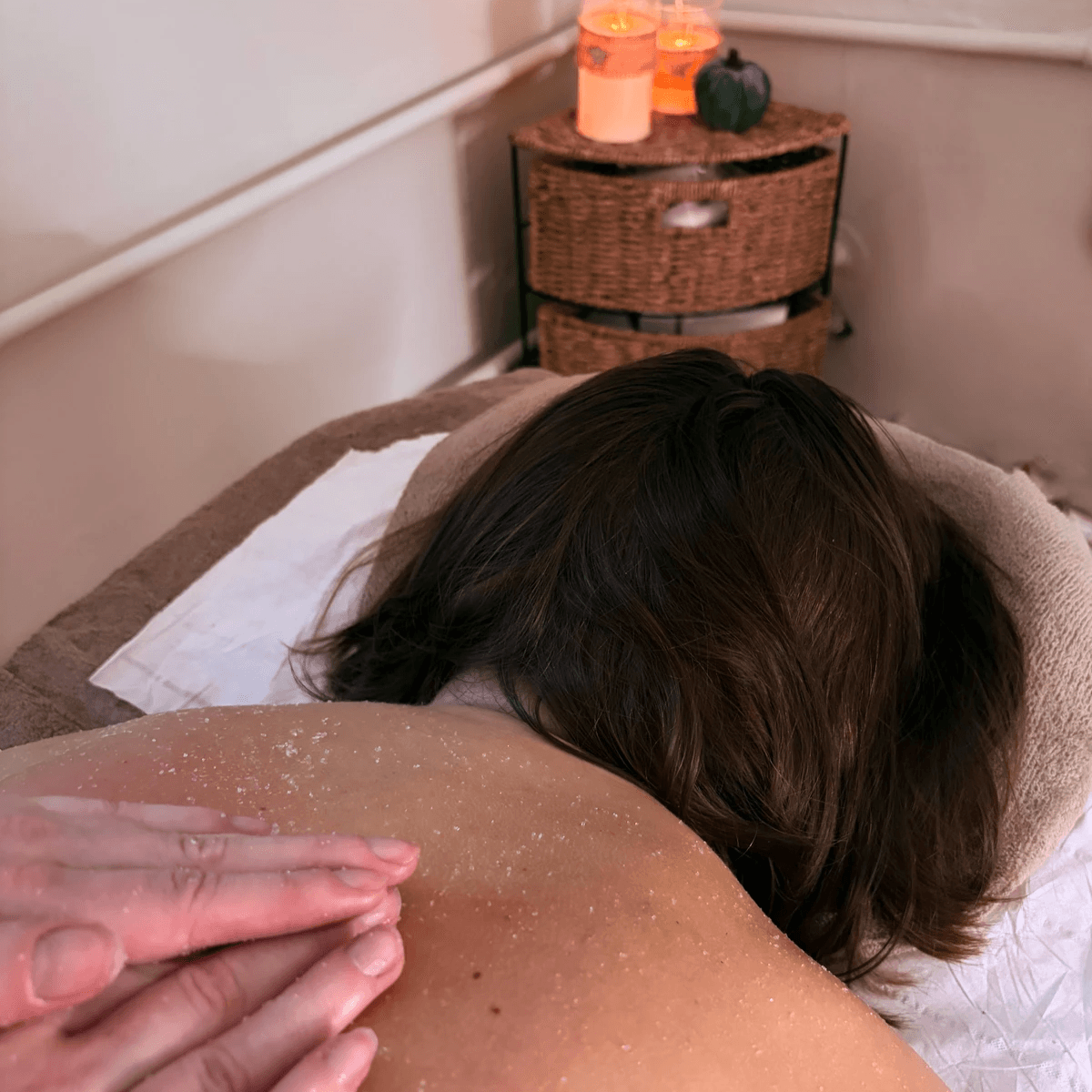 Indulge in personalized treatments designed to enhance your natural beauty Experience Tranquility and Beauty Nestled in the tranquil surroundings of Mayford, Woking, BEA•ZEN Beauty offers a haven where beauty meets serenity. Our mission is to provide personalized, high-quality treatments that enhance your natural glow, leaving you feeling refreshed, confident, and pampered.