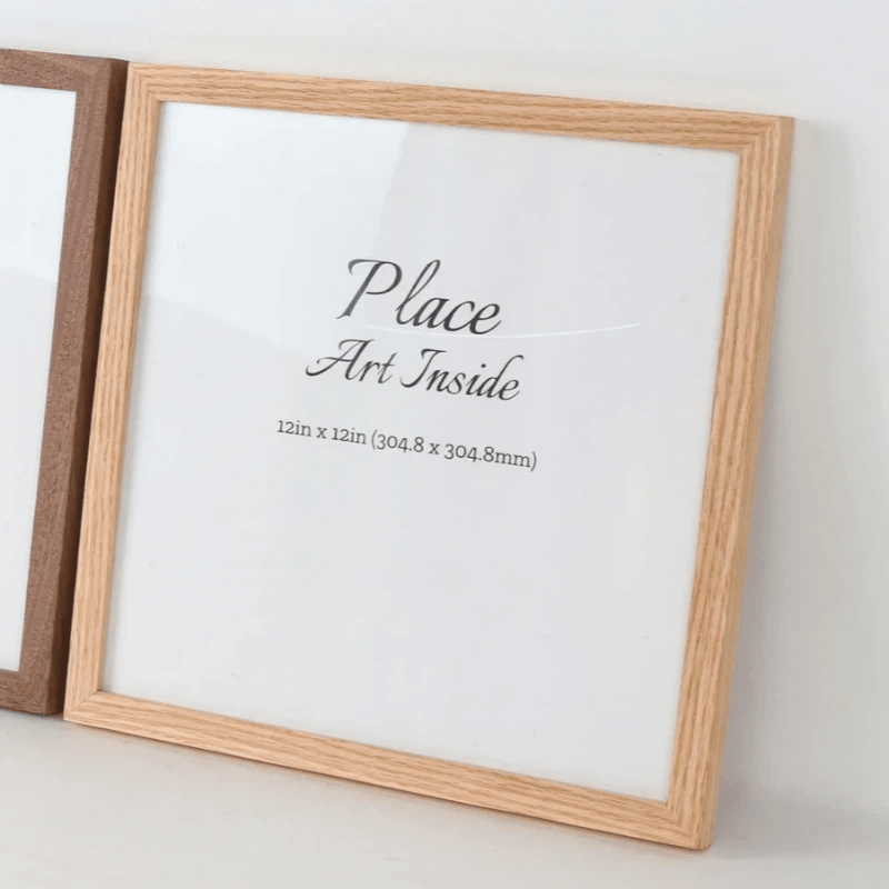 Natural Oak Wood Picture Frame for Gallery Art Displays Natural Oak Wood Picture Frame for Gallery Art Displays