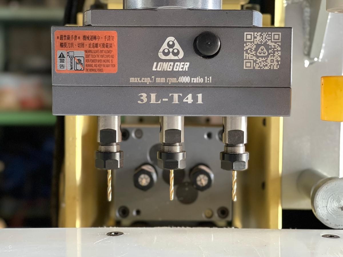 We provide high-efficiency equipment designed for metal processing, enhancing production efficiency and precision. metal processing equipment Our expertise Specially designed for your on-site space and processes, creating high-efficiency customized equipment. Applicable to metal processing, plastic processing.