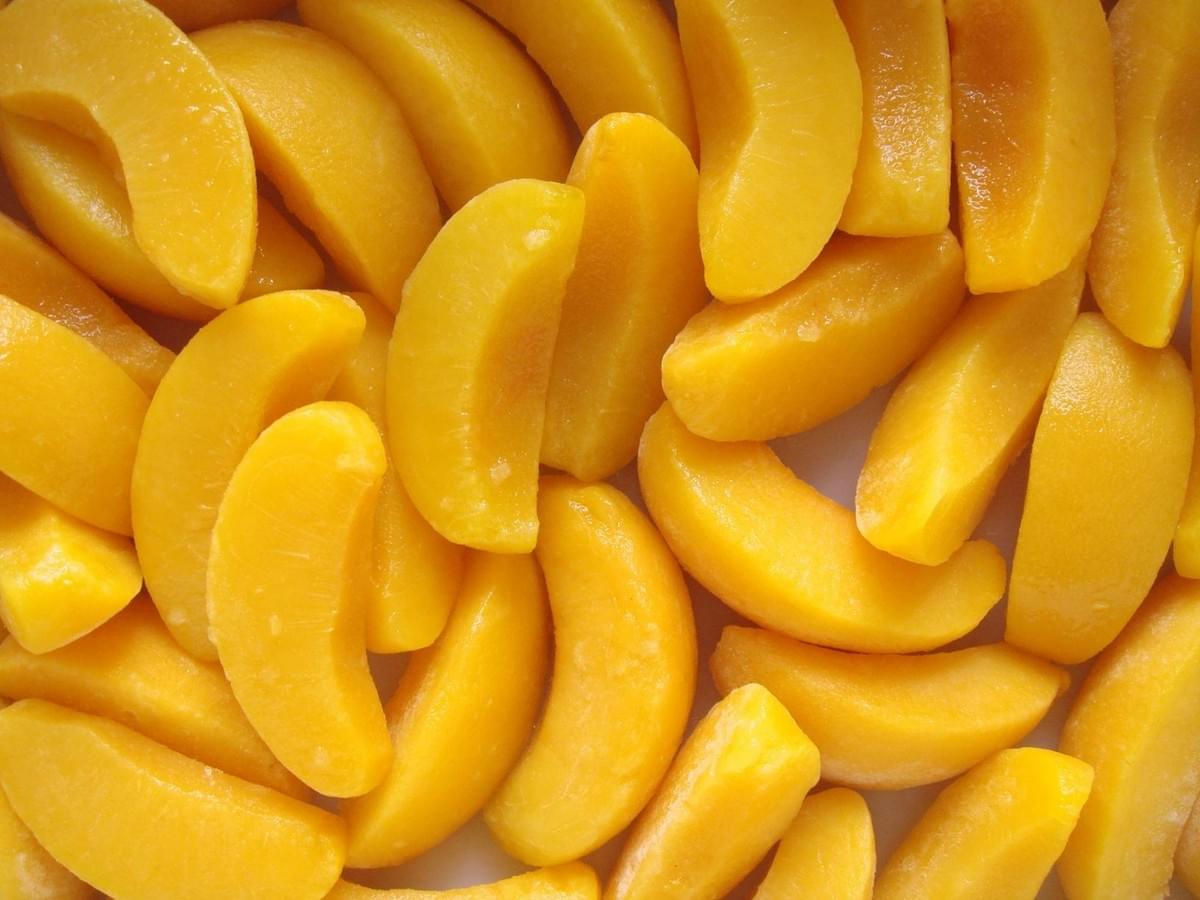IQF Frozen Yellow Peaches, Apricots, Mango, Pineapple, Lychee, Grapes, Apples, Kiwi Fruit, Mandarin Oranges Supplier