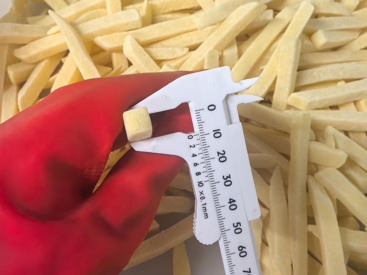 Frozen Straight Cut Fries