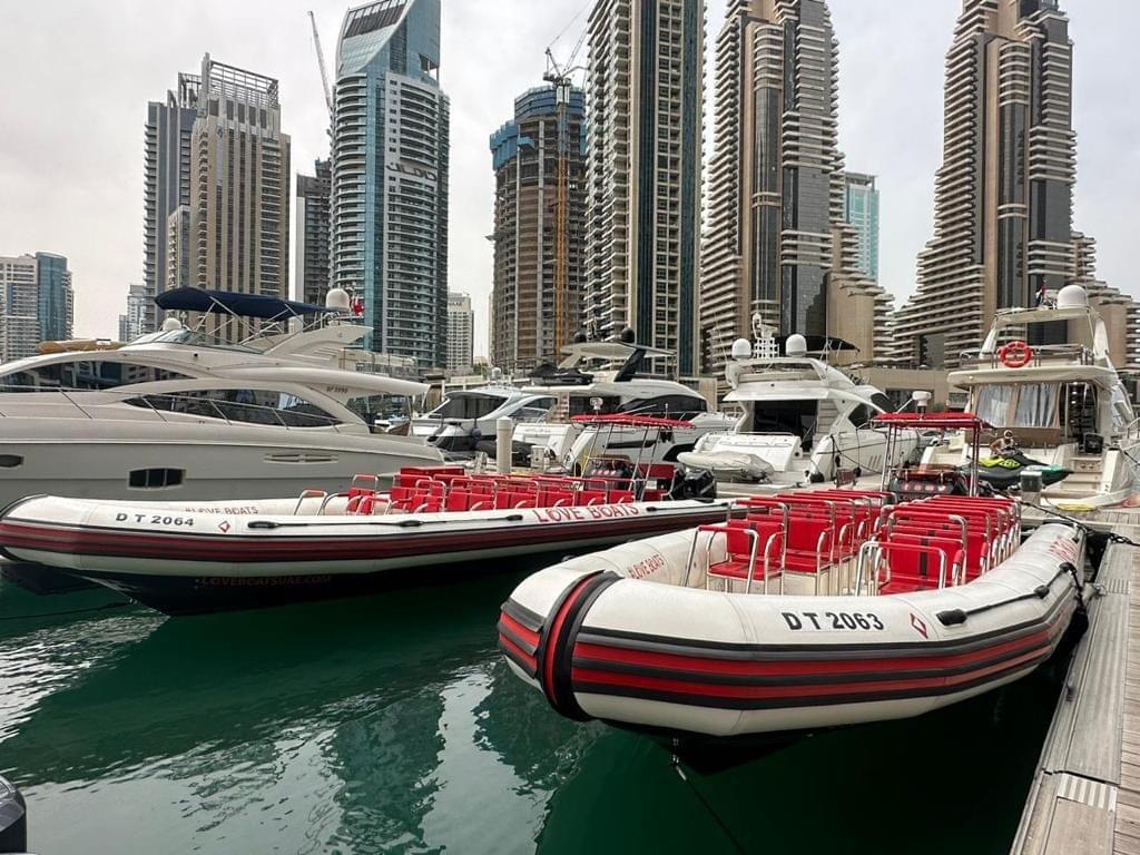 60 Minutes-Dubai Marina SpeedBoat Ride