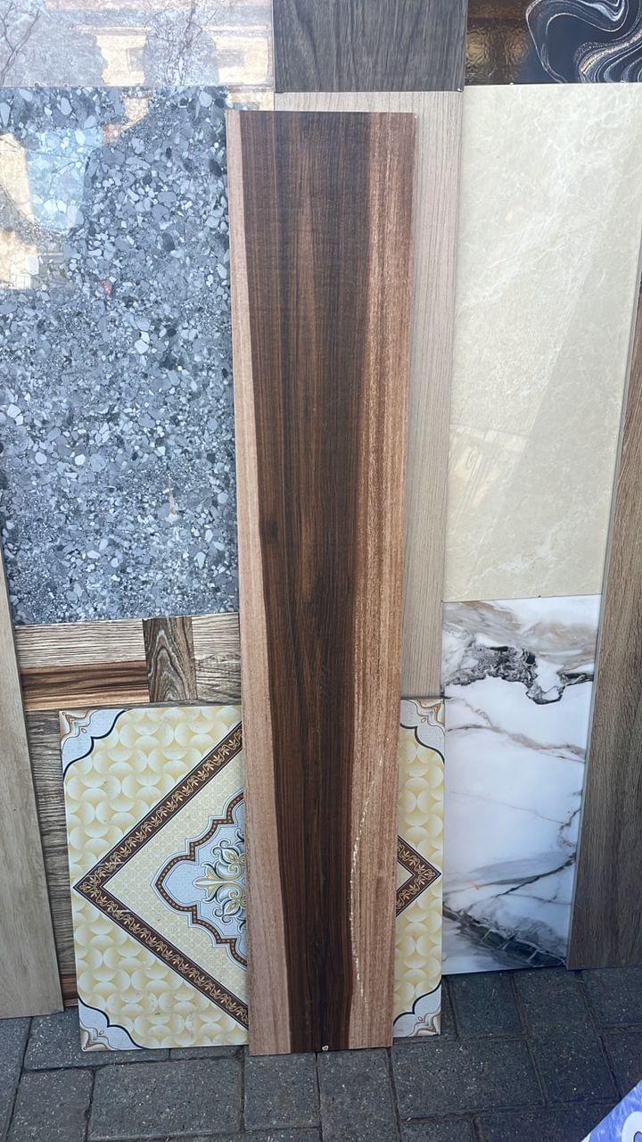 WOODEN PREMIUM QUALITY TILE