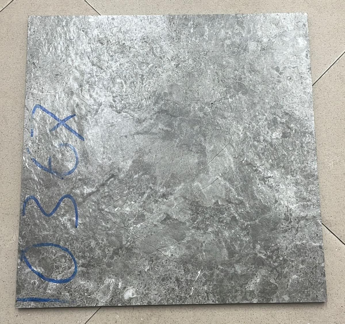 40x40 Premium Quality Compound/Floor Tiles