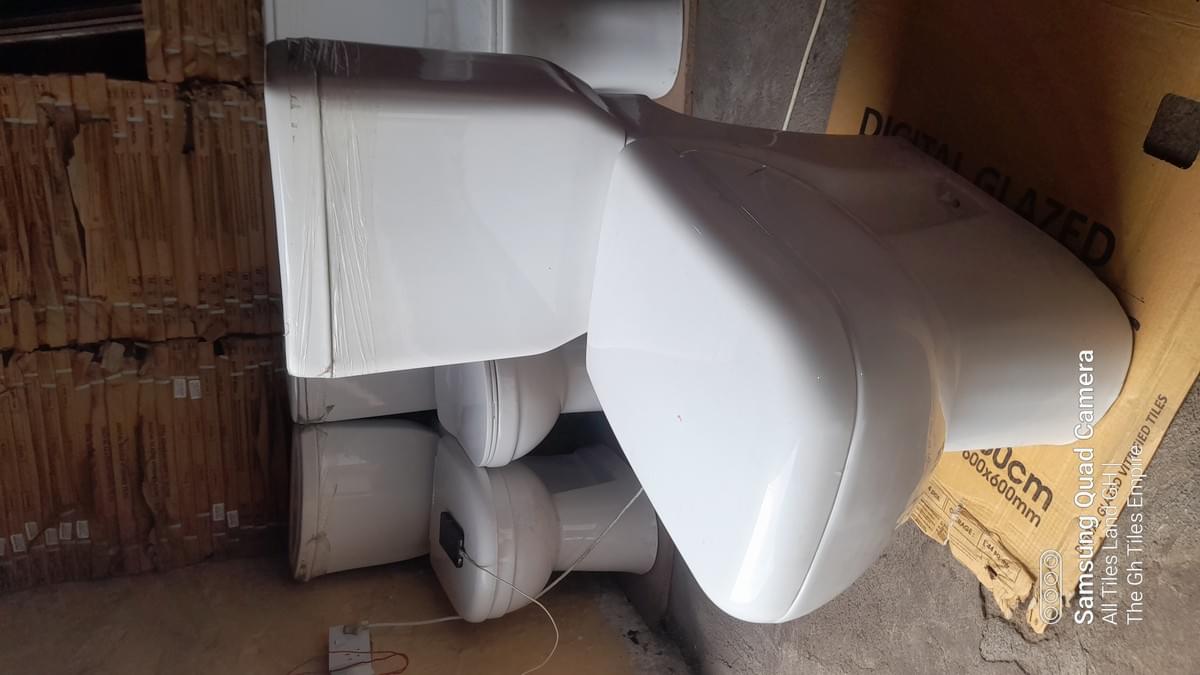 AquaLoo Smooth Curve WC
