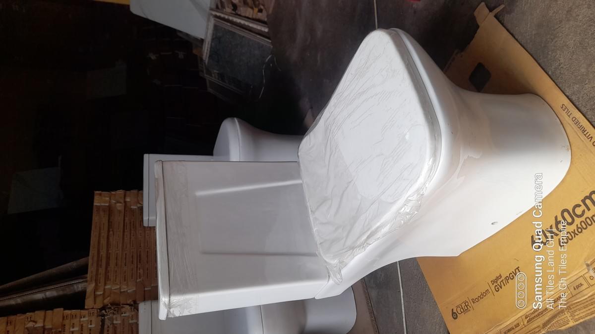 AquaLoo Designer Edge WC