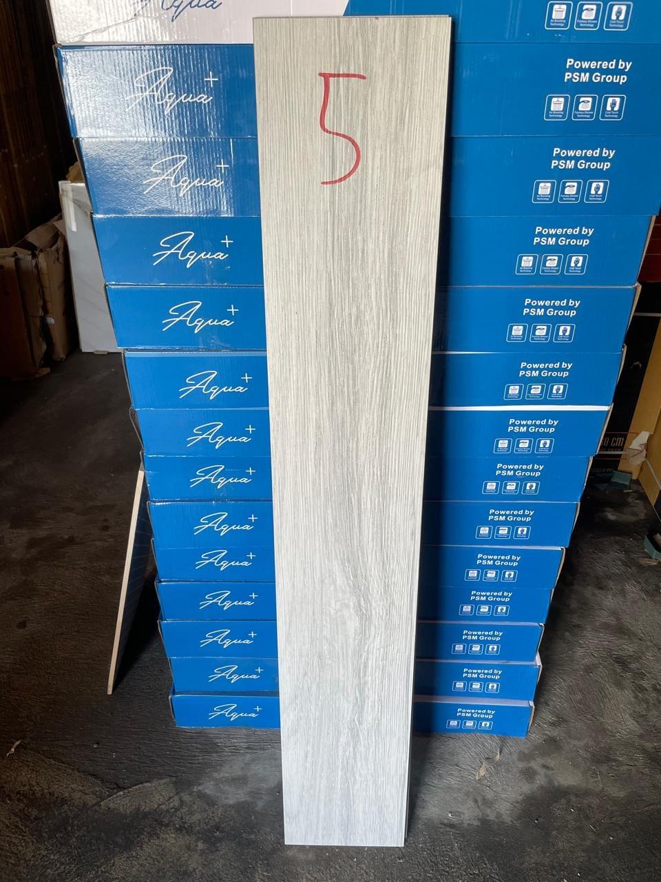 PlankStyle Wooden Tile