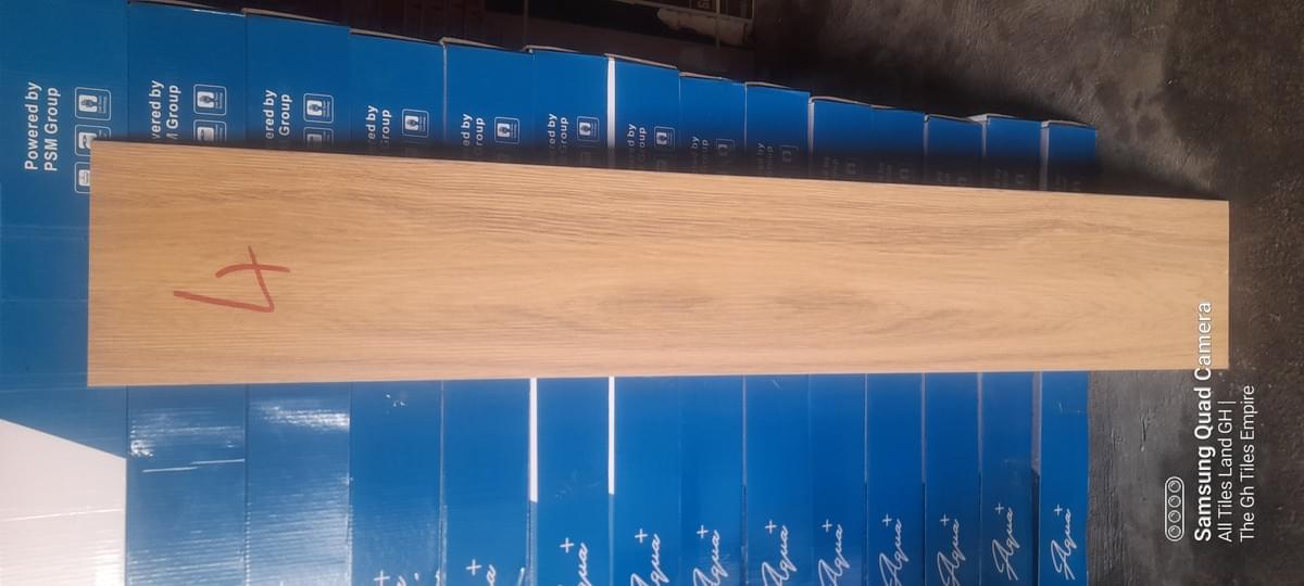 ClassicWood 20x120 Tile