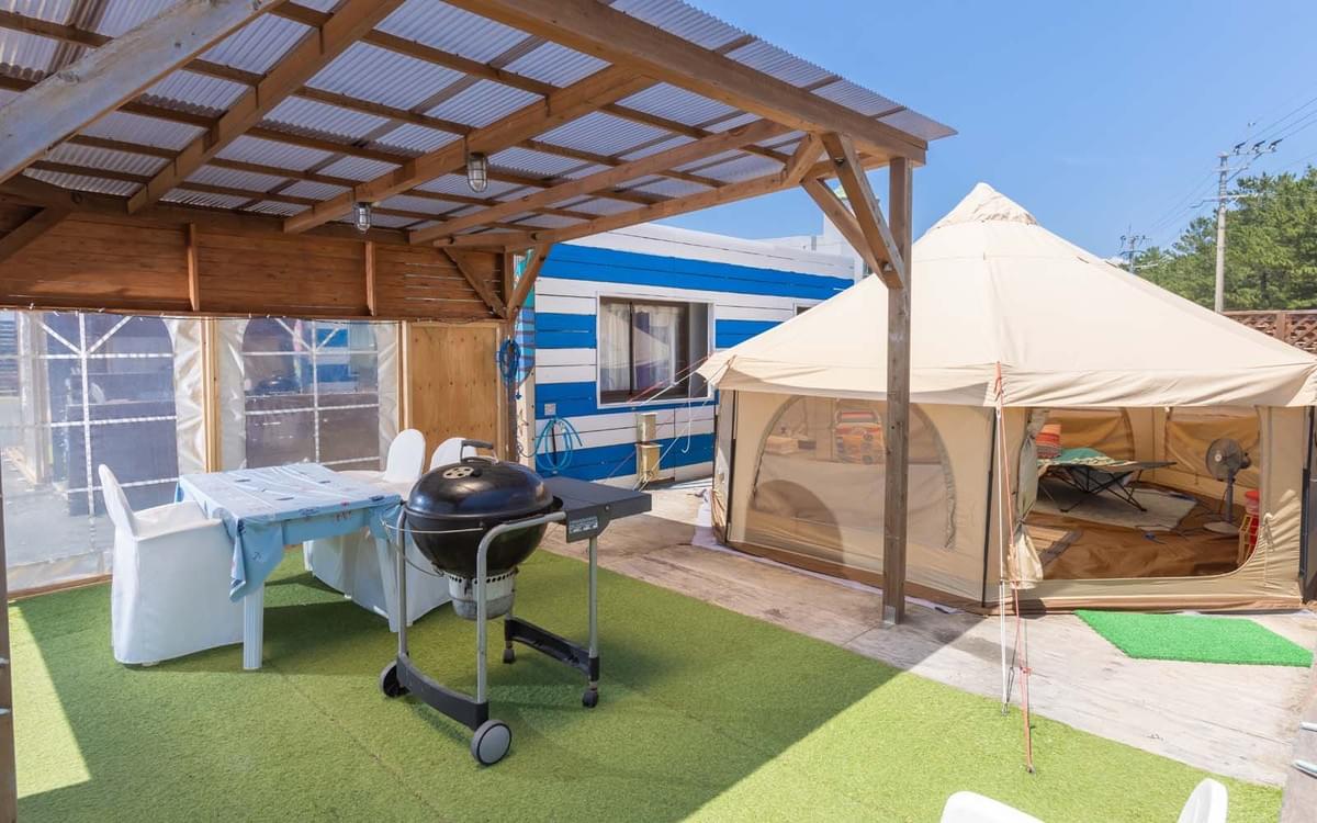 日本全国のおすすめグランピング-ぶどうの樹 ふくつ海岸通り