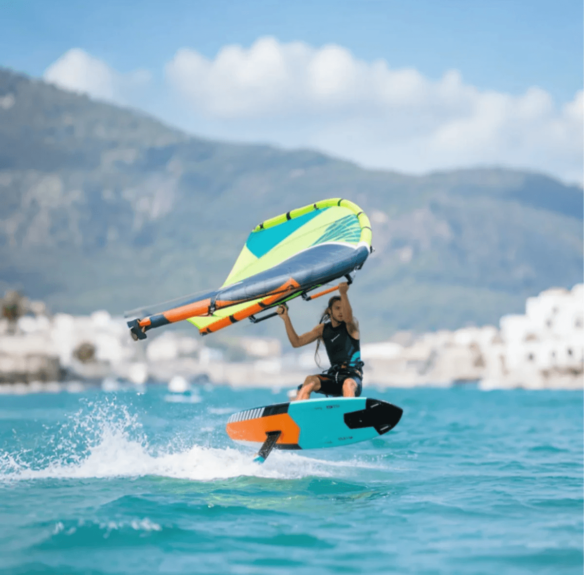 We promise to deliver your items safely in the shortest time possible, so you don't have to worry. fast delivery service Our service Increase storage space, extremely fast delivery service