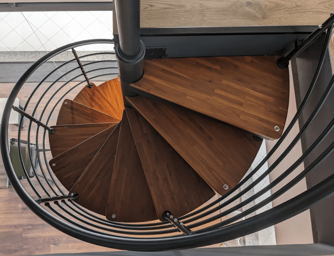 Whether it is modern minimalist, Nordic style or traditional elements, our design team can tailor a unique style according to your needs. design style Our service In the space, every inch of light and shadow, every line, with concise and neat contours, natural and warm materials, creates a combination of fashion taste and living warmth.