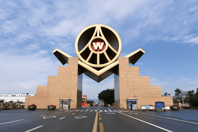 We specialize in innovative solutions such as intelligent capacitor compensation devices and smart IoT integrated power quality management devices. These technologies empower businesses to optimize their energy consumption, reduce costs, and improve overall power quality management. Powering Innovation and Efficiency Production and sales: increased safety capacitors, tuned self-healing capacitors, tuned reactors, composite switches, thyristor switches, power quality management controllers, intelligent capacitor compensation devices, intelligent tuning compensation devices, smart IoT integrated power quality management devices, SVG static VAR generators, APF active filters, low-voltage reactive compensation cabinets, high-voltage capacitors, high-voltage reactors, high-voltage reactive compensation cabinets