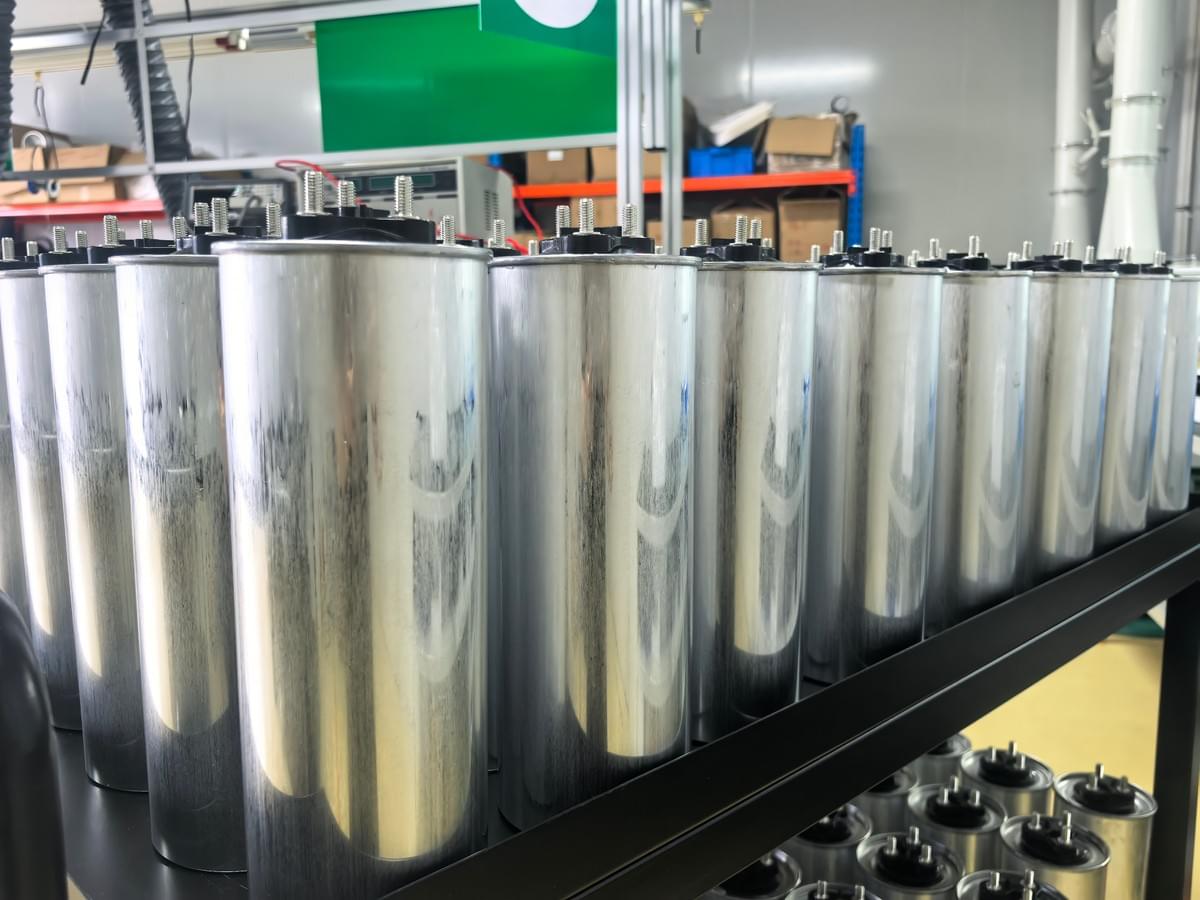 Self-healing Low-voltage Power Capacitor