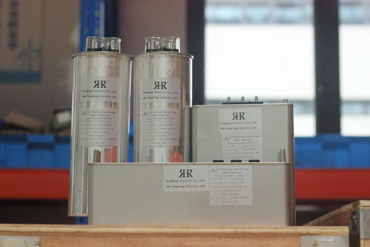 Self-Healing Low Voltage Power Capacitor for Reactive Power Compensation