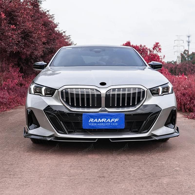 BMW 5 series G60 G68 530 Dry Carbon Front Bumper Lip Splitter And Side Skirt Rear Diffuser Spoiler
