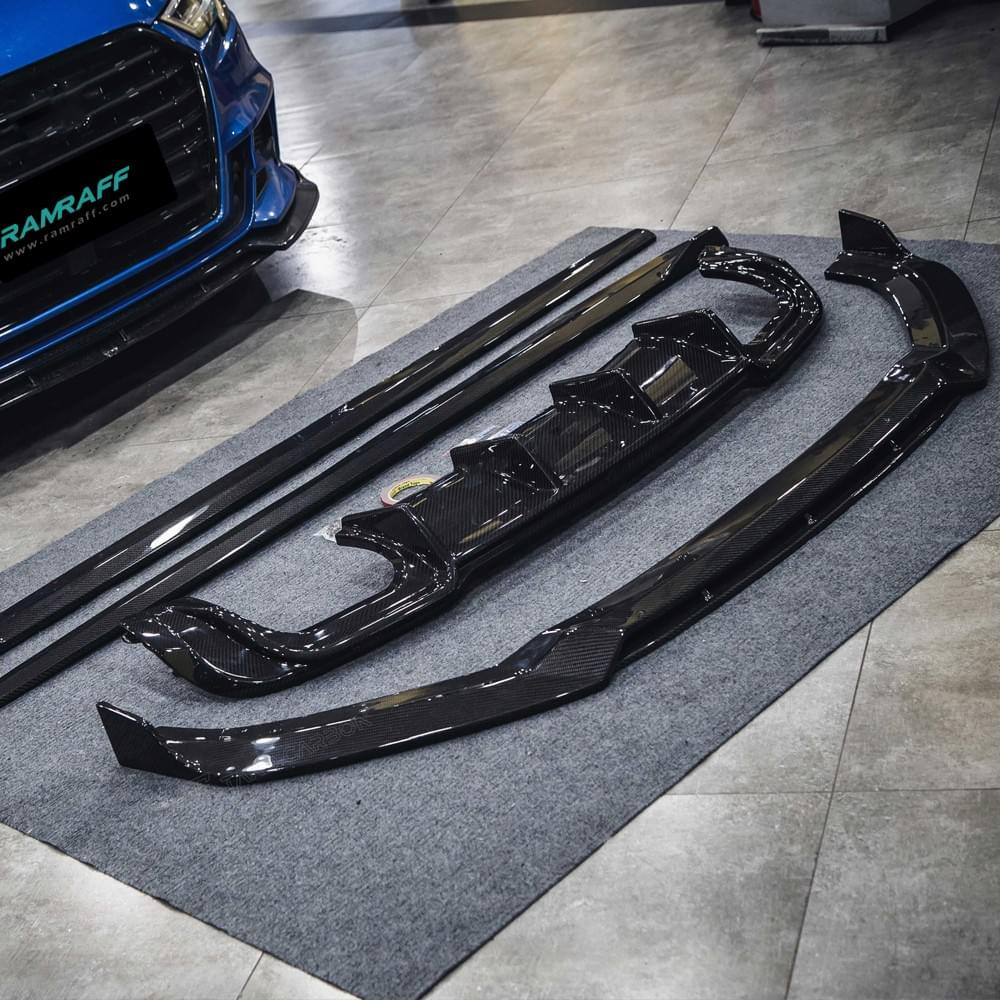 AUDI RS3 Dry carbon fiber rear lip Diffuser/Difusor trasero de fibra de carbono seco para AUDI RS3