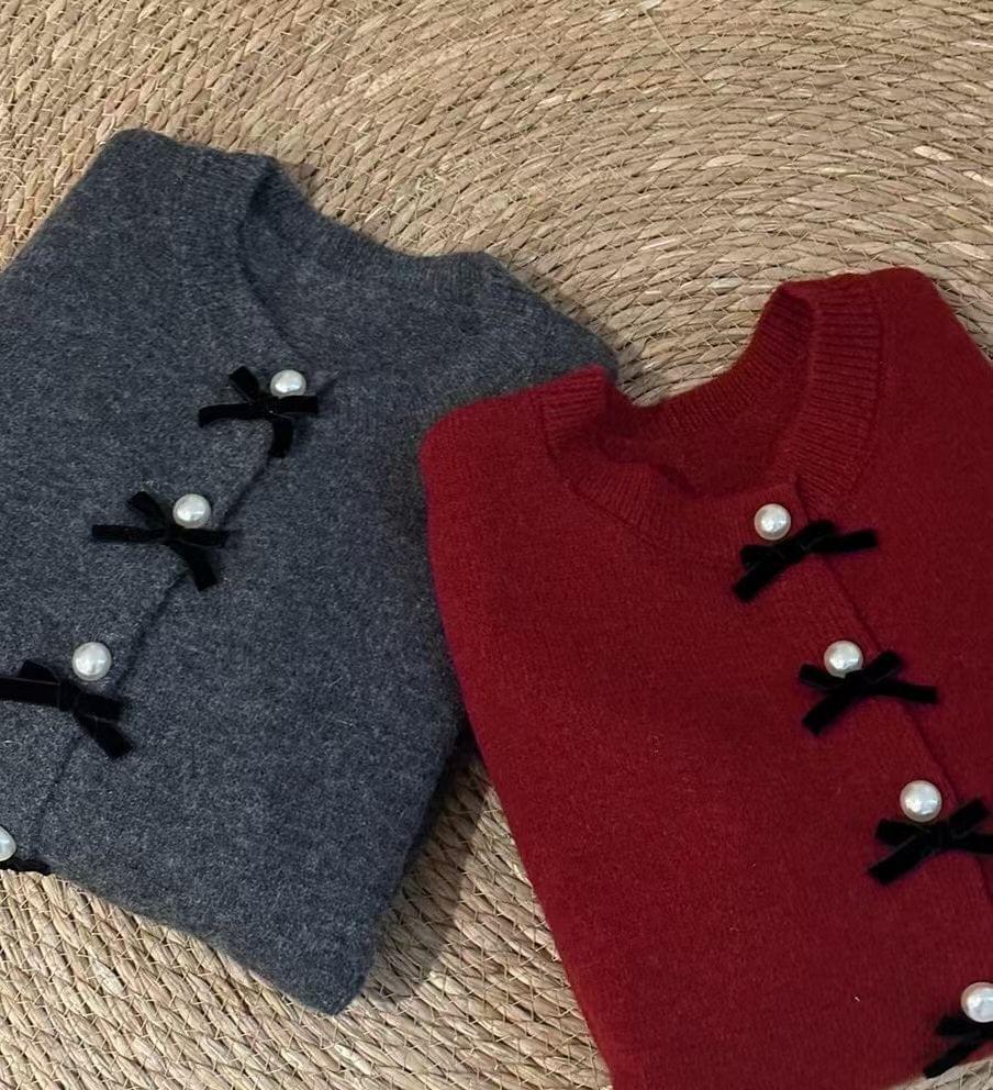 LC26AW09 珍珠蝴蝶結針織上衣