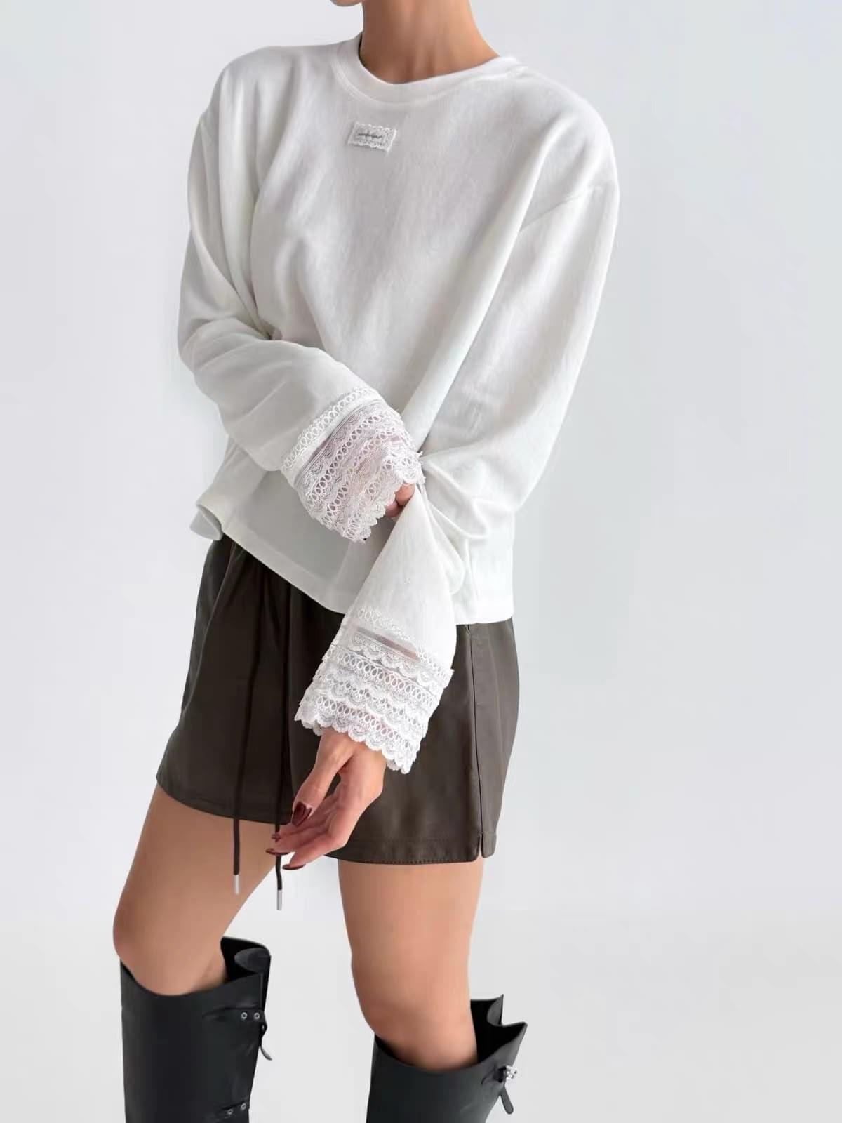 261034 蕾絲袖花邊圓領TEE