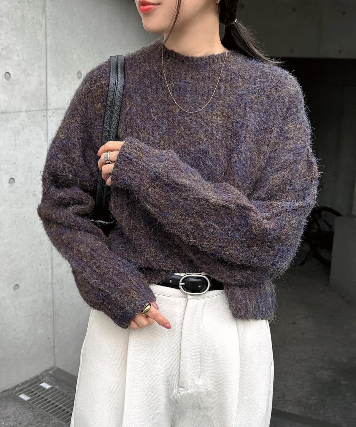 LC26AW02 短版混色長袖針織上衣