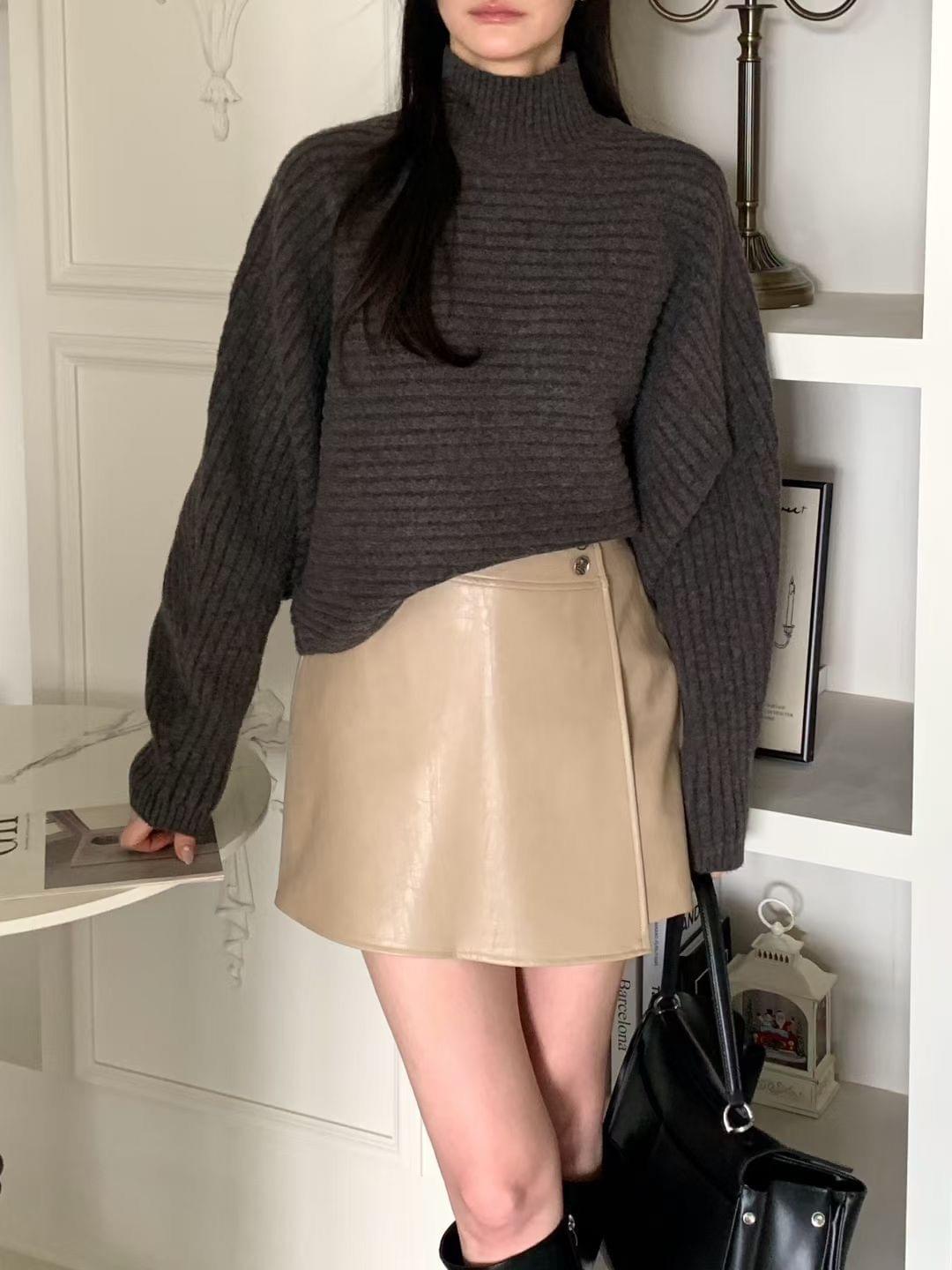 LC26AW07 樽領短版蝙蝠袖羊毛毛衣