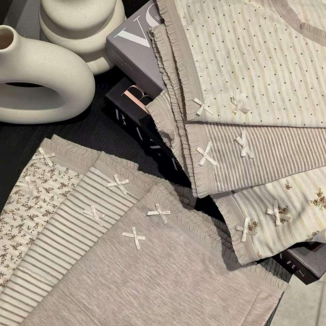 LCAW26LP23 大地色系皺皺邊6件內褲禮盒