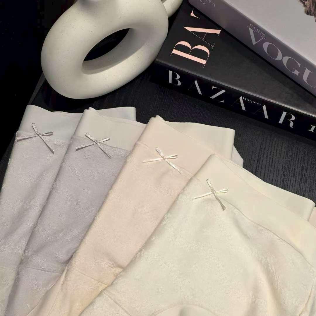 LC25LP17 暗碎花親膚內褲