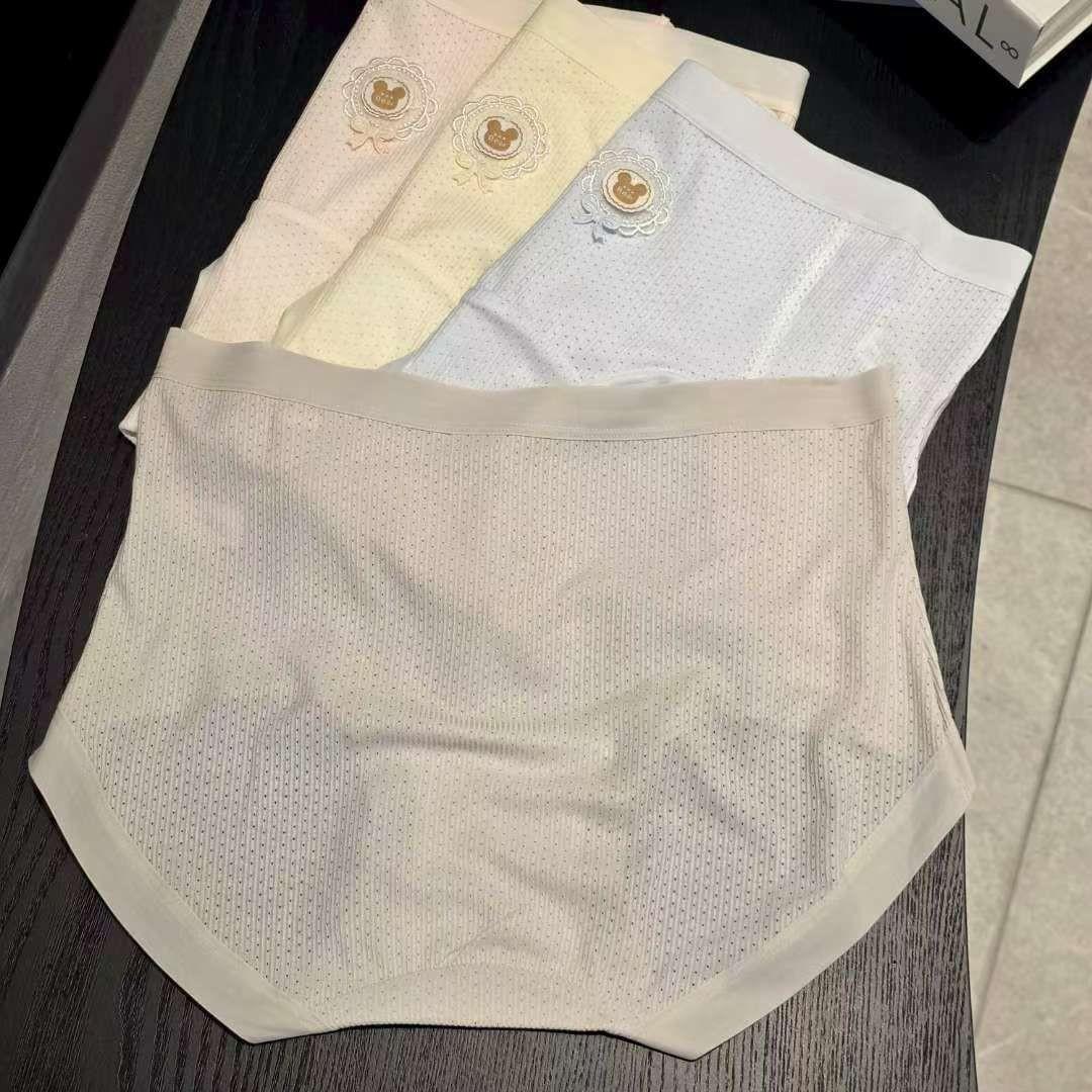 LC26LP1３ 熊熊蕾絲小牌內褲