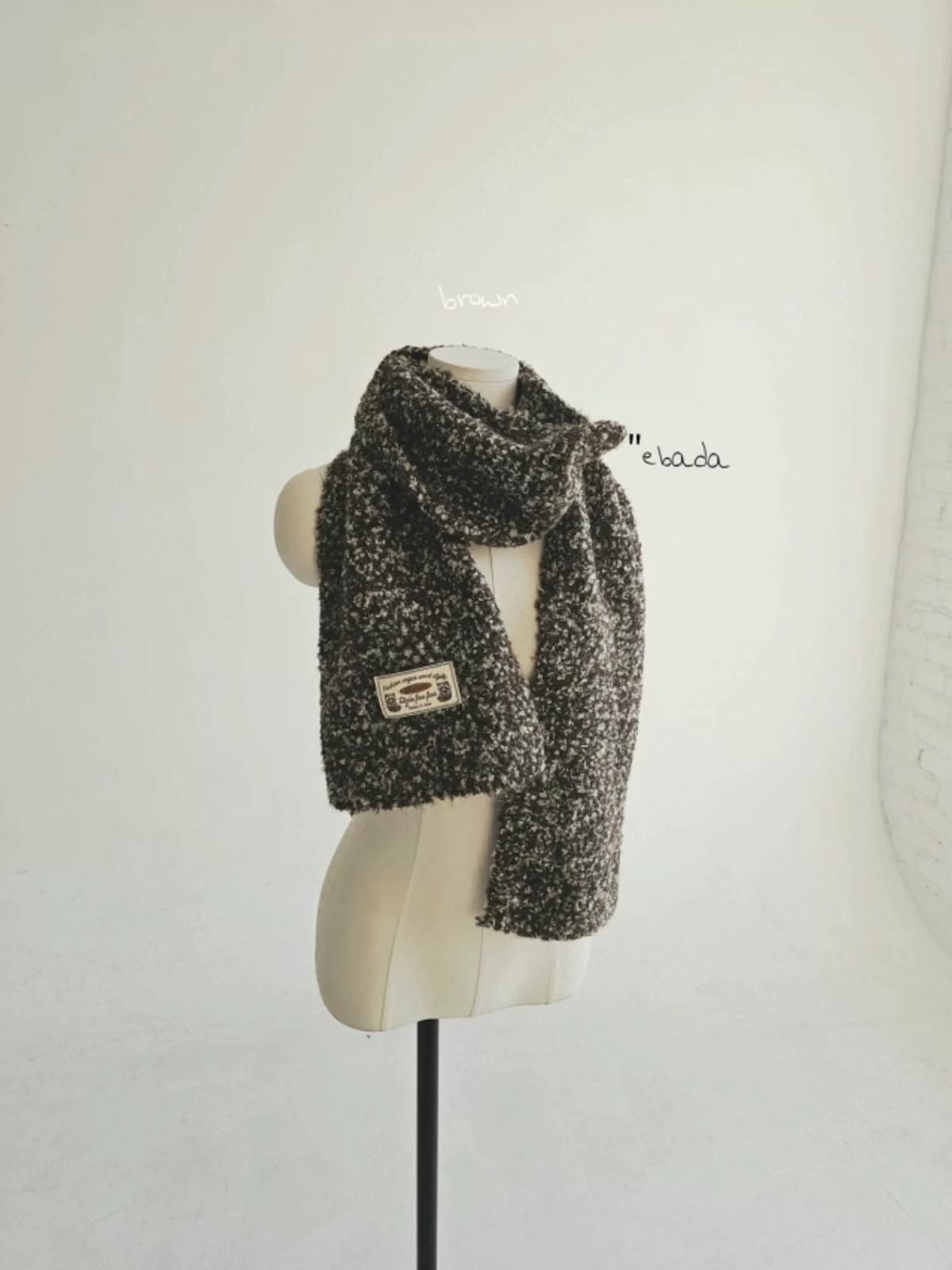 LC26AW36 混色絨毛標籤圍巾