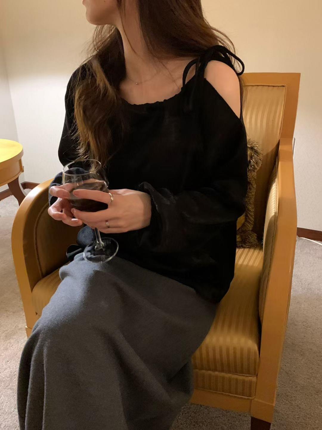 LC26AW14 氣質斜肩雪紡上衣