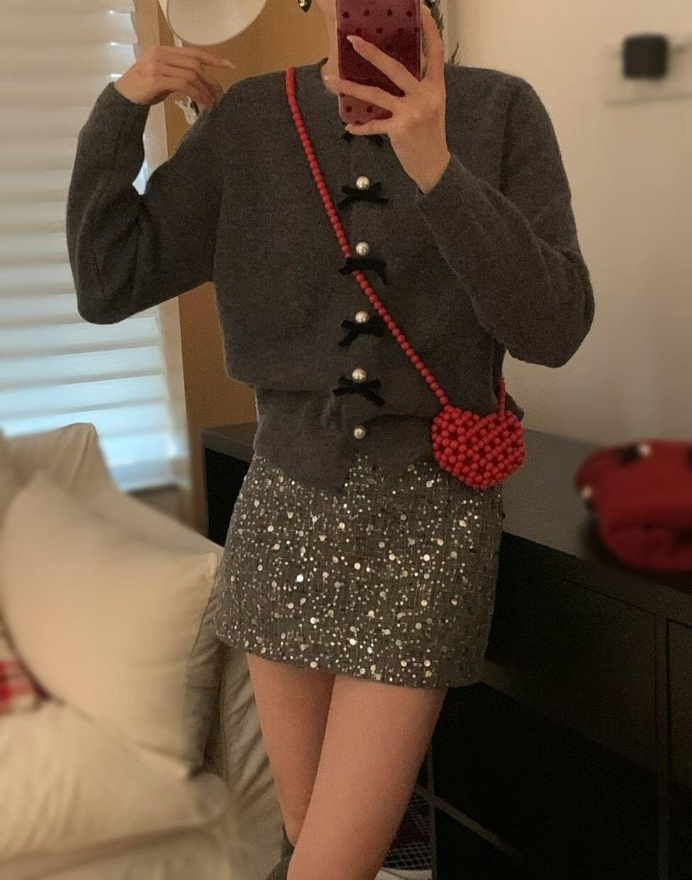 LC26AW09 珍珠蝴蝶結針織上衣