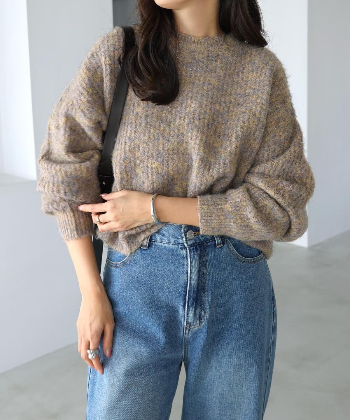 LC26AW02 短版混色長袖針織上衣