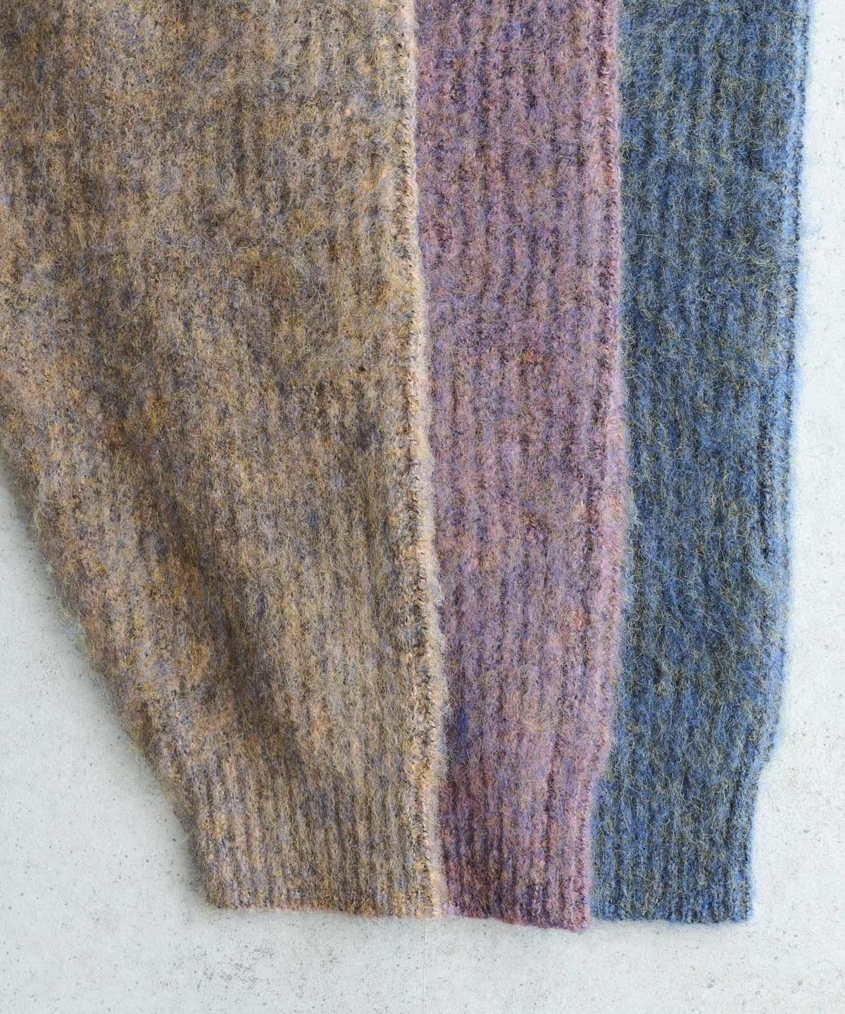 LC26AW02 短版混色長袖針織上衣