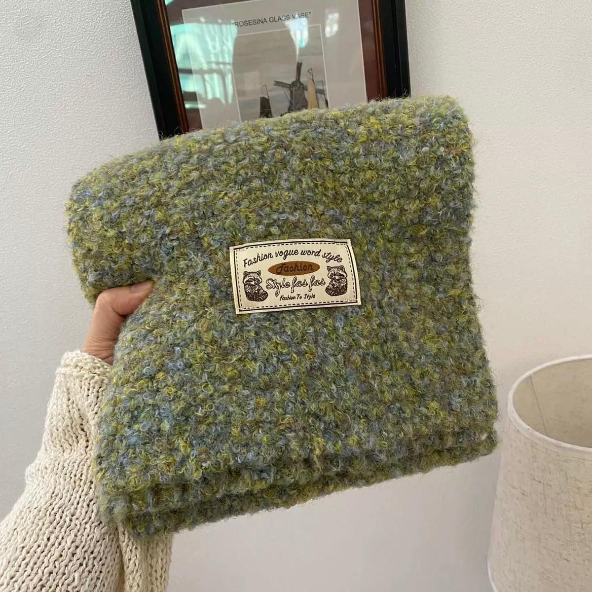 LC26AW36 混色絨毛標籤圍巾