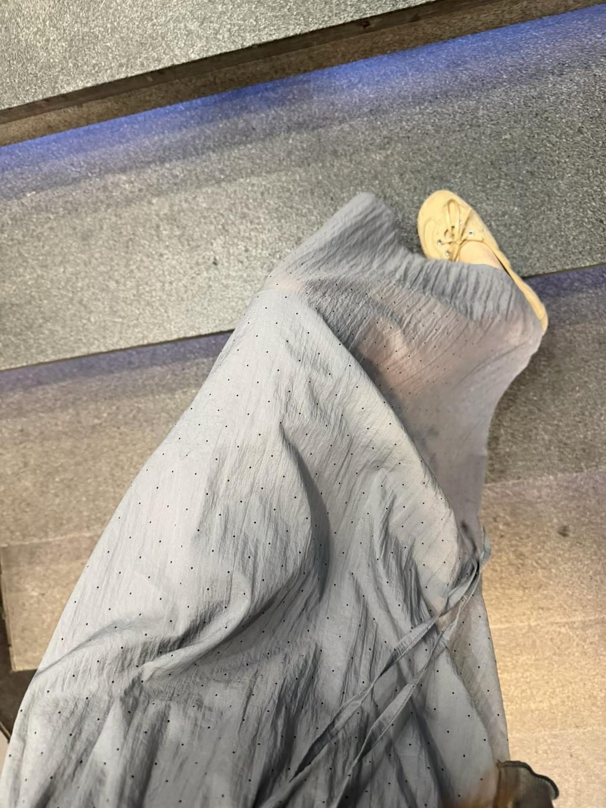 260726 dot dot 飄逸綁帶半裙