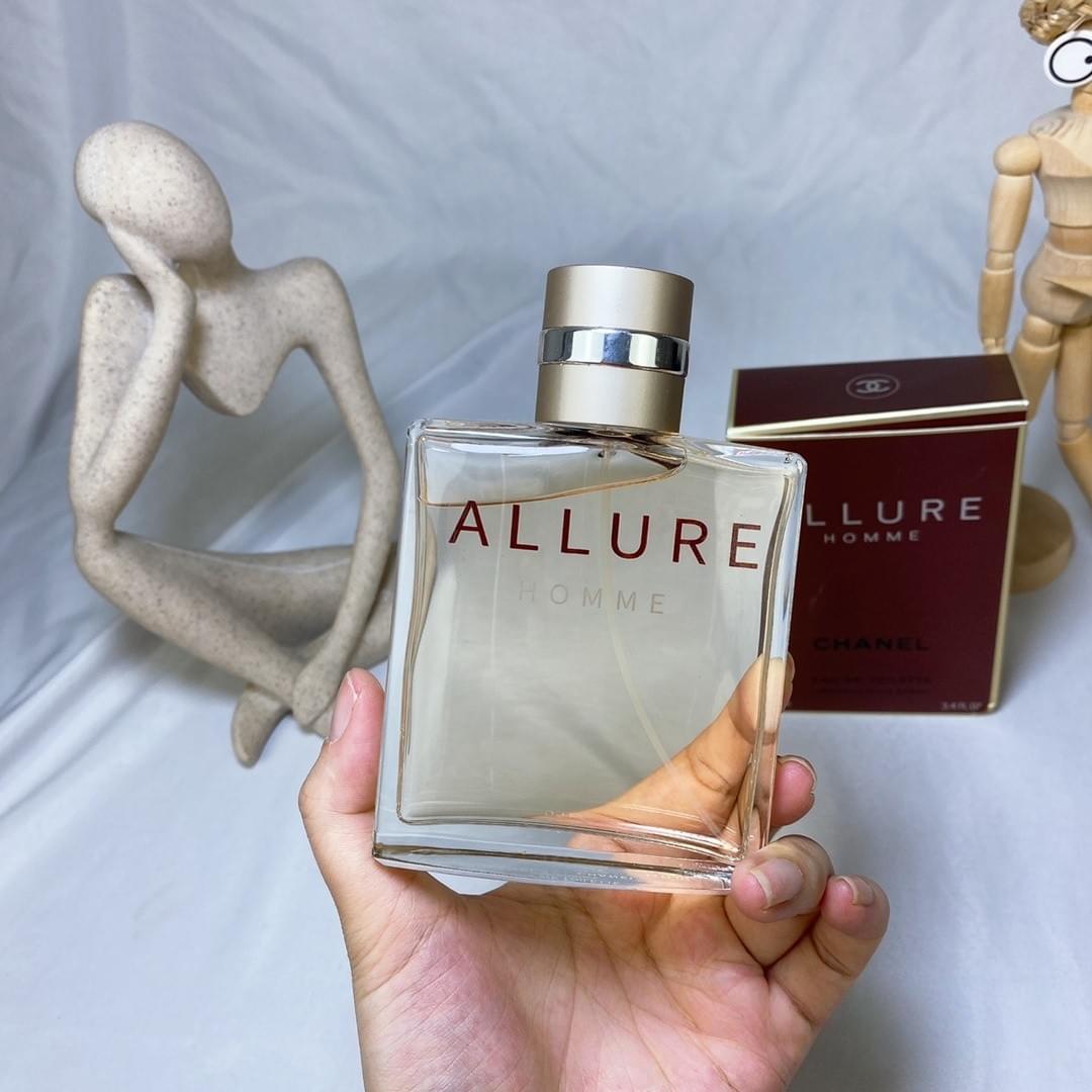 EAU DE TOILETTE