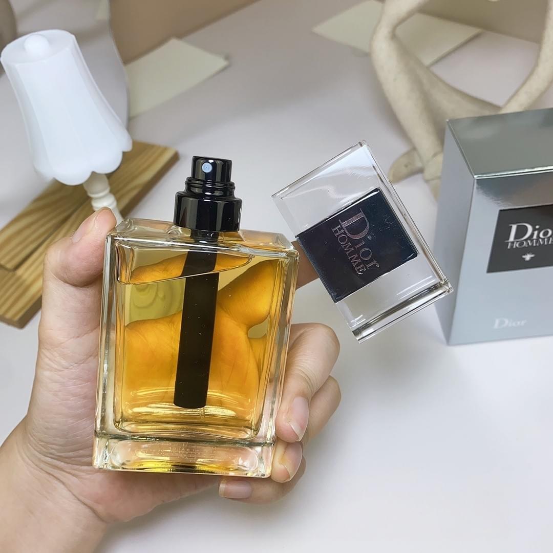 Homme Eau de Toilette (EDT)