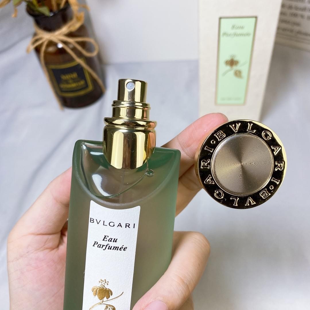  Eau Parfumée au Thé Vert – Green Tea