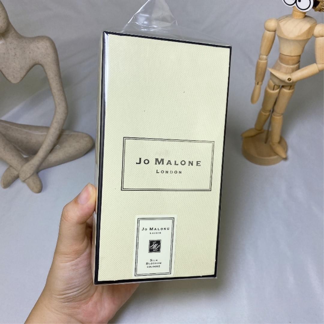 Nashi Blossom Cologne